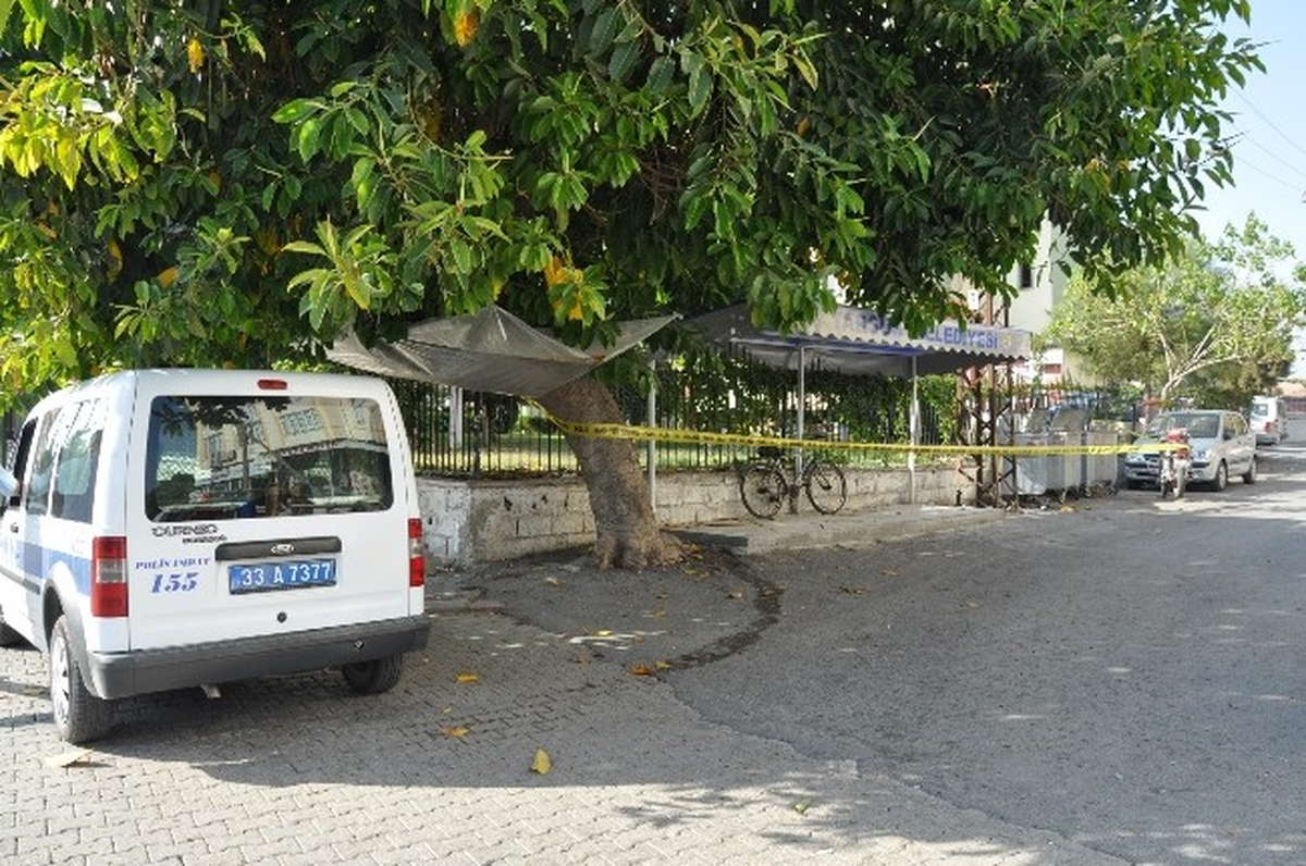 Tarsus\'ta Cinayet
