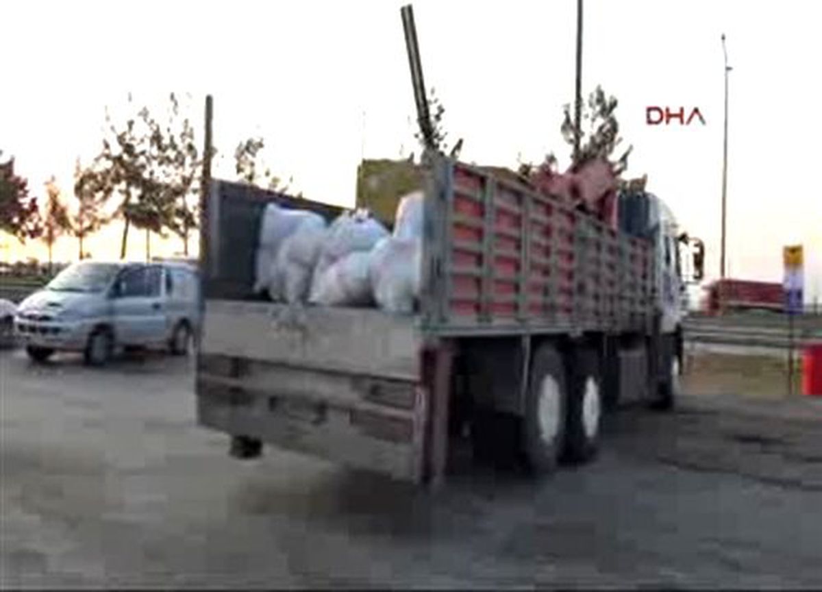 Adana\'da Tırdan 592 Kilo Esrar Çıktı