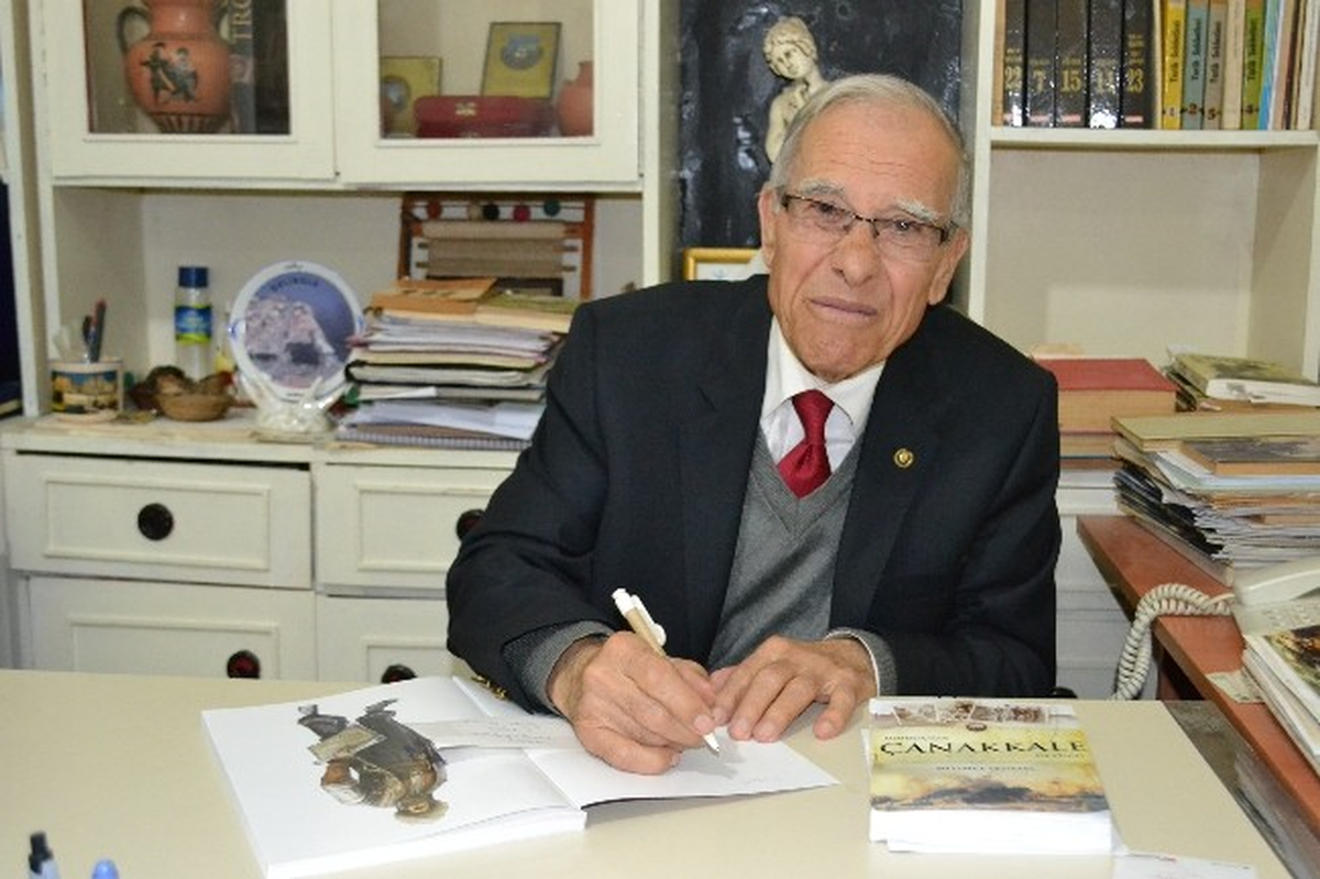 Turizm Derneği Başkanı Irdeselden Yeni Kitap