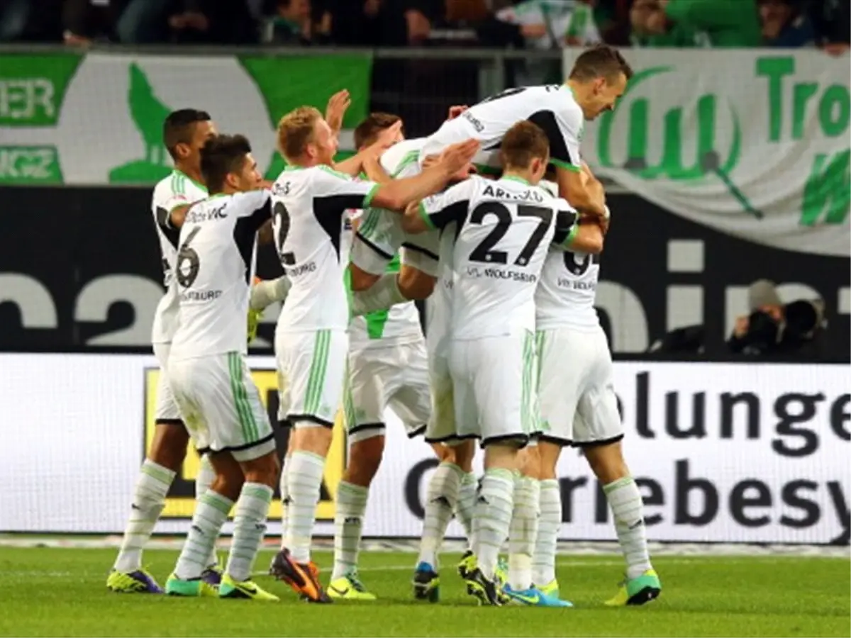 Wolfsburg\'tan Dortmund\'a Derin Darbe: 2-1