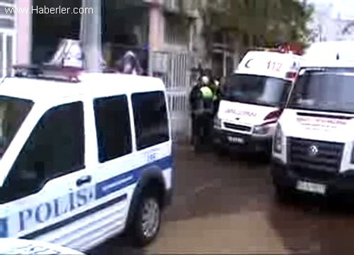 Adıyaman\'da İntihar Girişimini Polis Önlendi