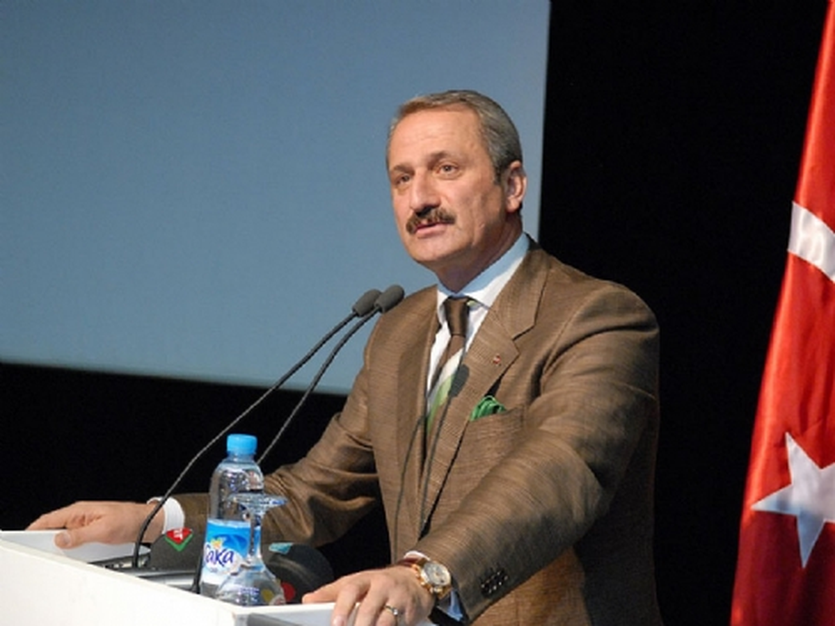 Bakan Çağlayan\'dan 10 Kasım Mesajı