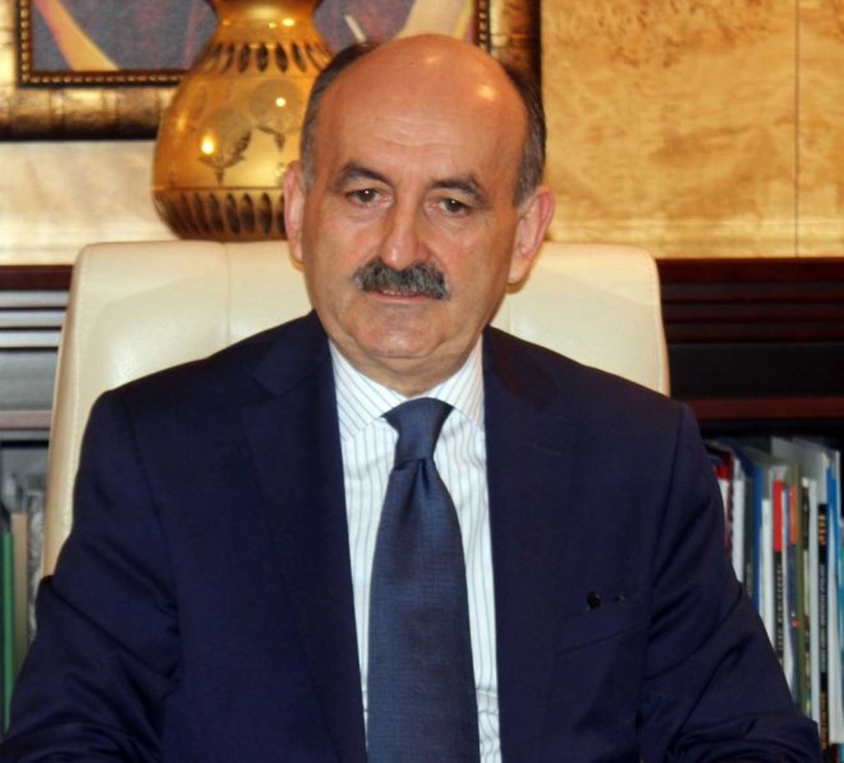 Bakan Müezzinoğlu: 'Hayatta En Çok Sevdiğim, Çektiğim Sıkıntılardır'