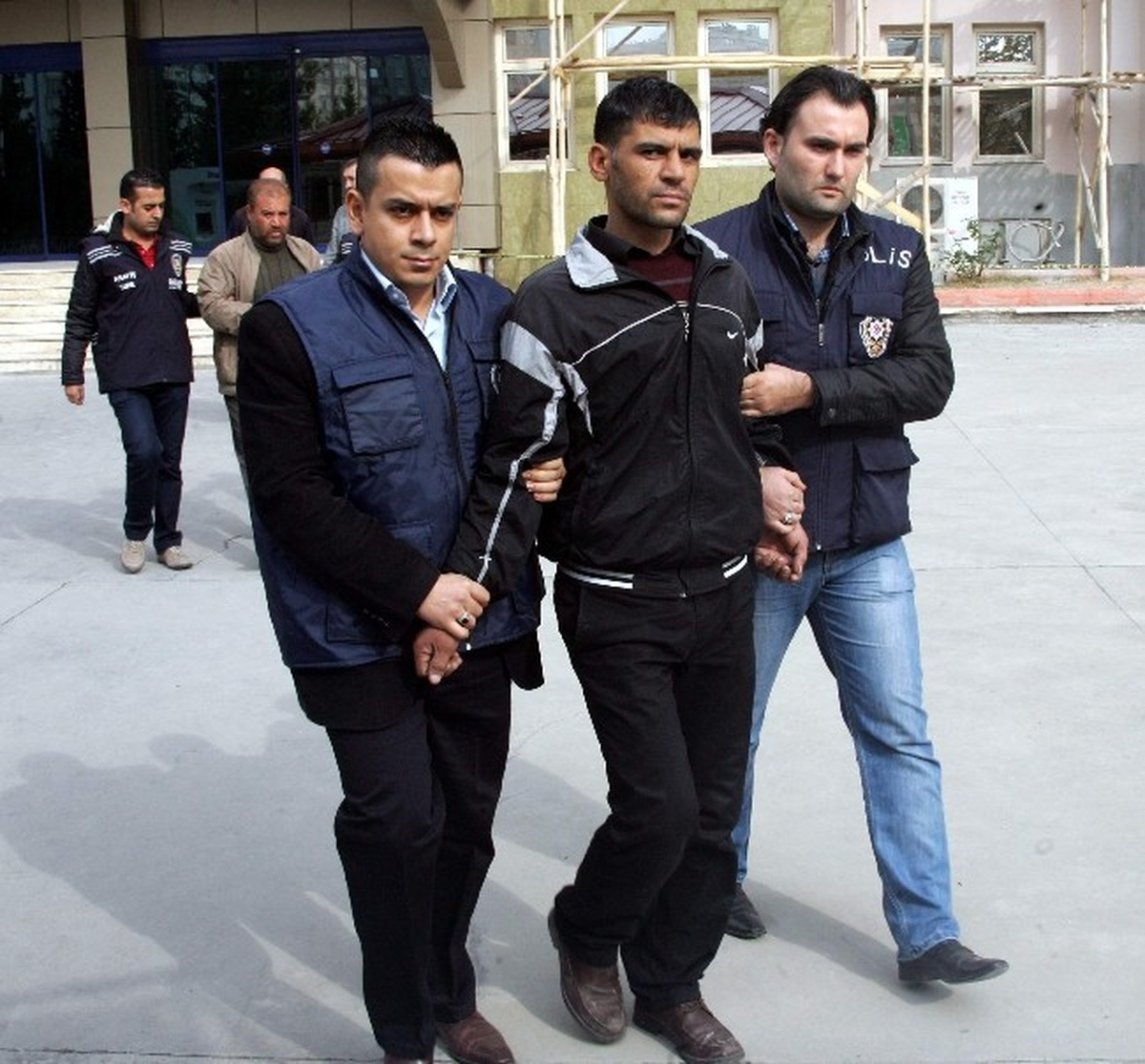 Cinayet Zanlıları Adliyeye Sevk Edildi