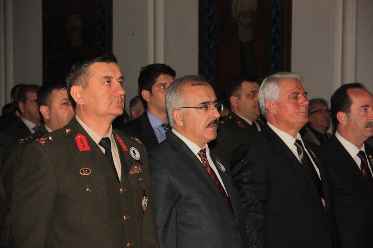 Edirne\'de Atatürk\'ü Anma Törenleri