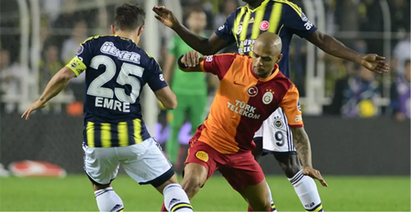 Emre Belözoğlu İlk Kez Galatasaray\'a Gol Attı