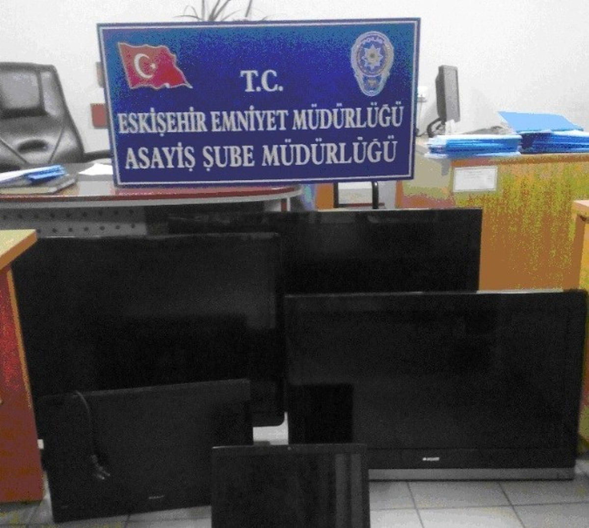 Hırsızları Kiraladıkları Otomobil Ele Verdi