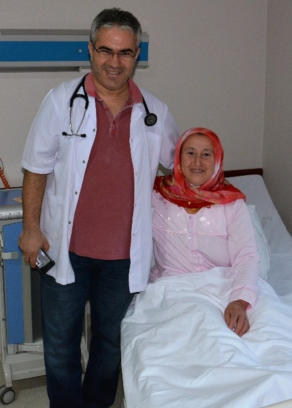 Kalpteki Katateri Kement Atarak Çıkardılar