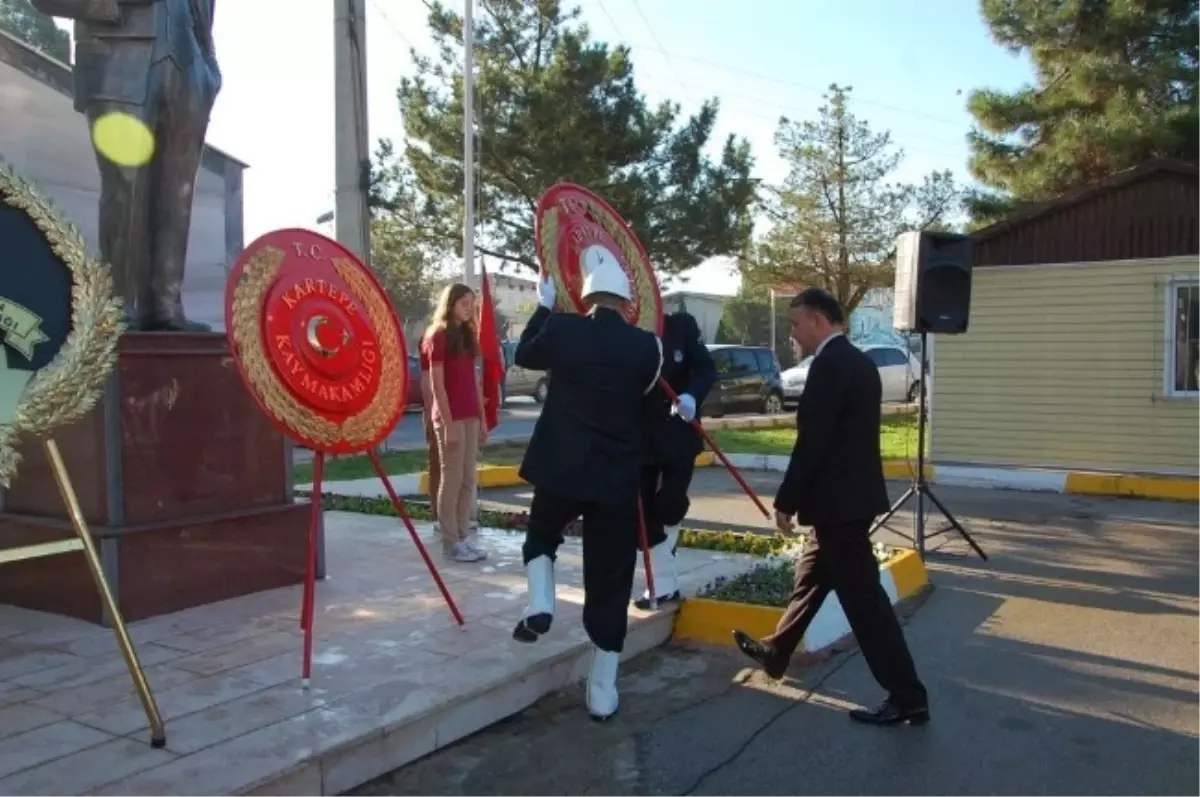 Kartepe\'de Atatürk Rahmet ve Minnetle Anıldı