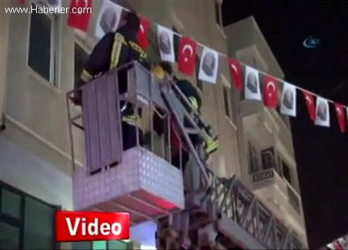 Kırklareli\'de Derbi Coşkusu Evi Kül Etti