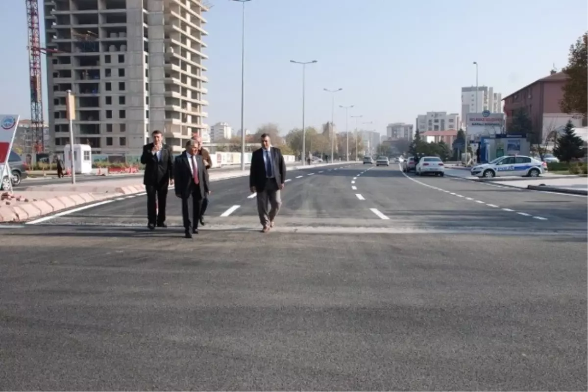Seyitgazi Mahallesi Nuh Naci Yazgan Caddesinde Çalışmalar Tamamlandı