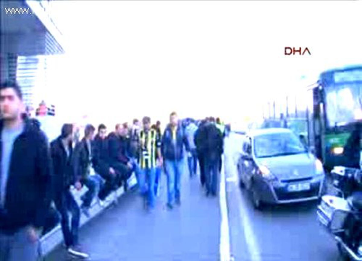 Şükrü Saracoğlu Çevresinde 100 Bin Kişi