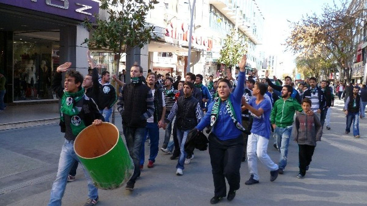 Tatangalar Desteklerini Sürdürüyor