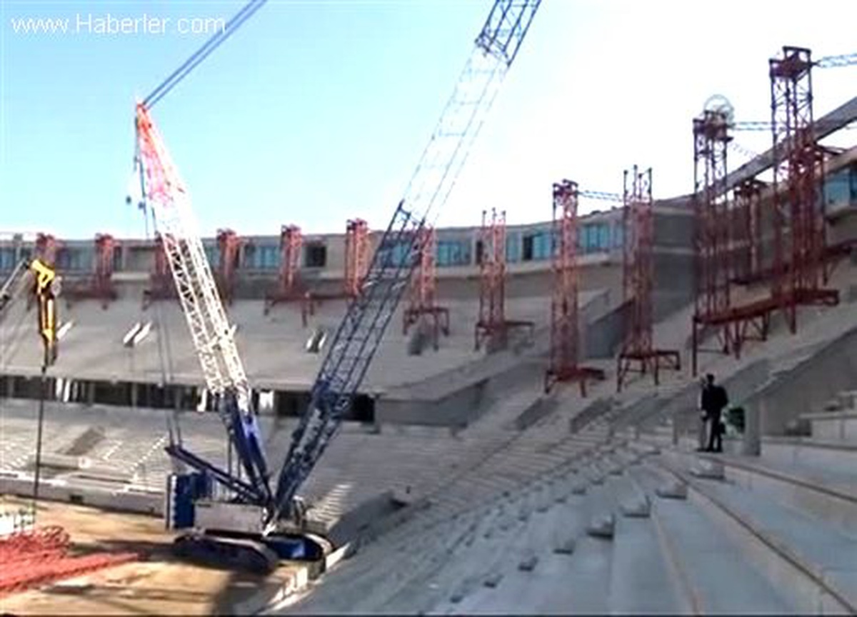 Timsah Arena Stadı 3 Ay Sonra Açılacak