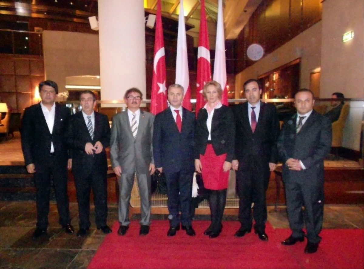 Türkiye-Polonya İlişkilerine Yerel Yönetimlerden Destek