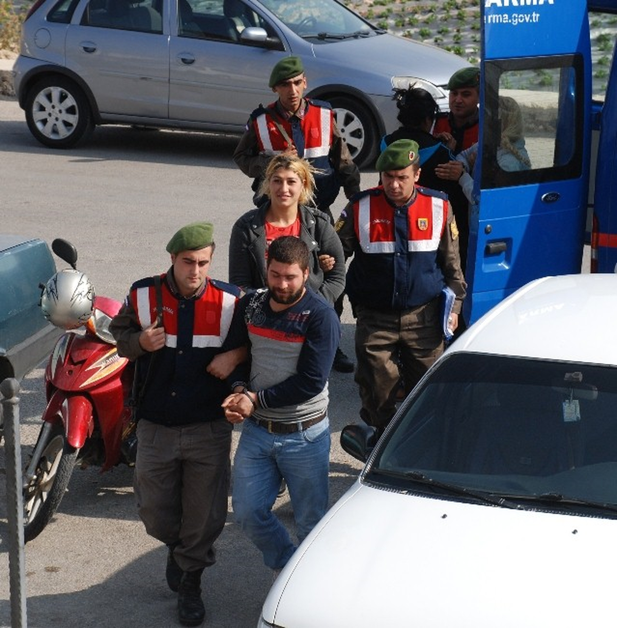 Aile Boyu Hırsızlık