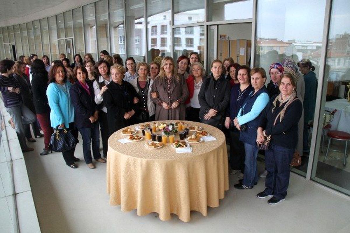 Akhisar Belediyesi Sanat Atölyesinde Yeni Dönem Başladı