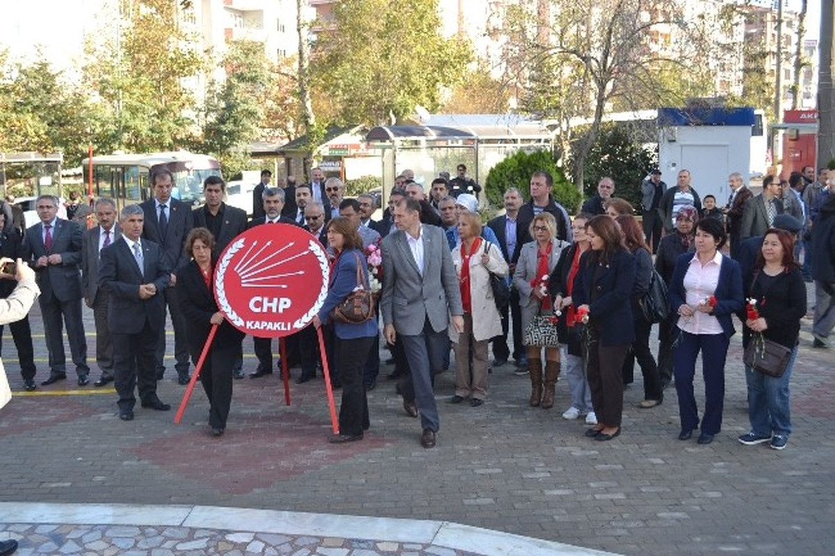 "Atatürk Özgürlük Demektir"