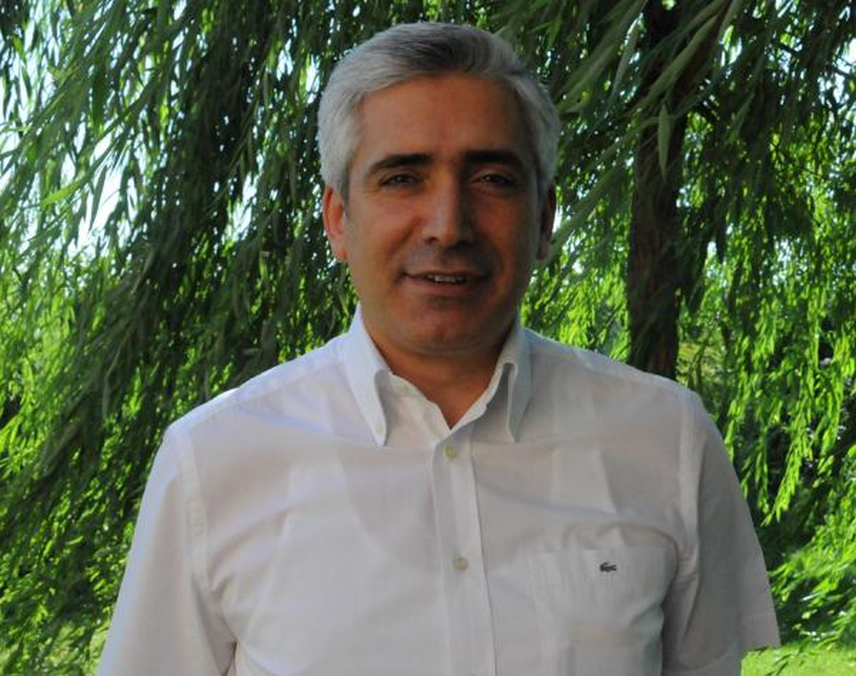 "Barzani, Diyarbakır\'a Kürt Sanatçı Şivan Perwer\'i Getirebilir" İddiası