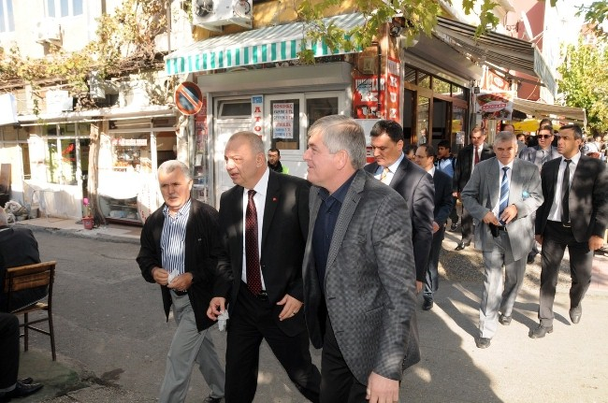 Başkan Ergün\'den Karaköy Esnafına Ziyaret