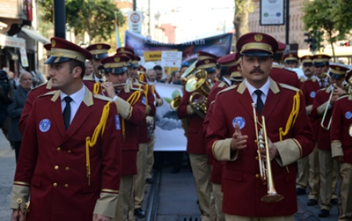 Bursa\'da "Organ Bağışına Destek Yürüyüşü" Yapıldı