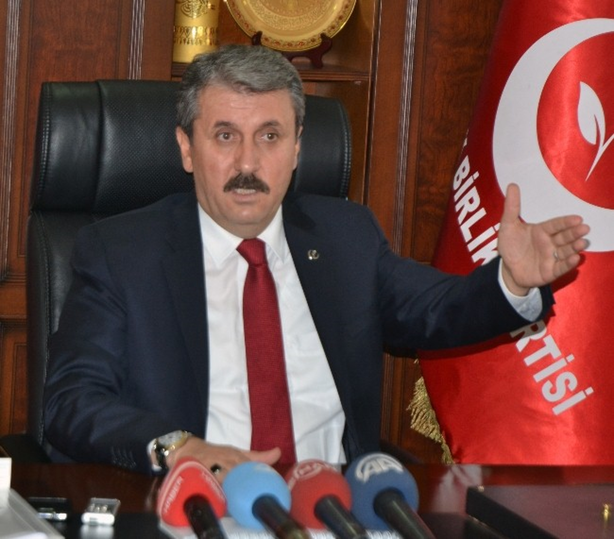 Destici: Yazıcıoğlu\'nun Derin Yapılarla İlgisi Yoktu