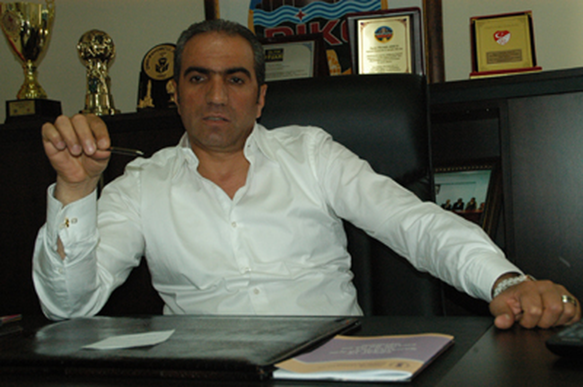 Diyarbakır\'daki Kuyumculardan DEDAŞ\'a Uyarı