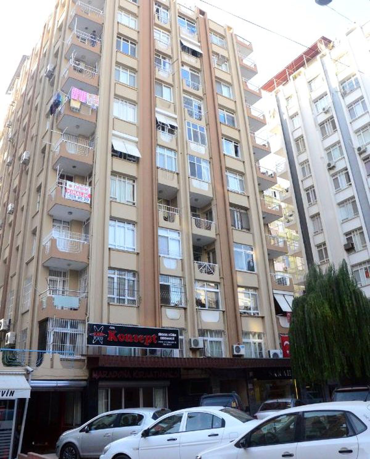 İntihar Eden Kıza Erkek Arkadaşı Mesaj Attı