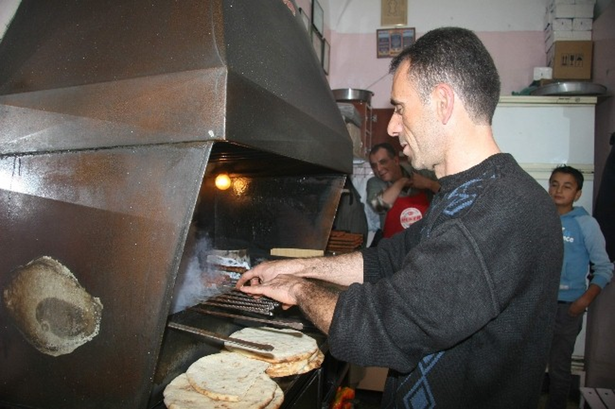 Kahvaltıda Sakatat Kebabı