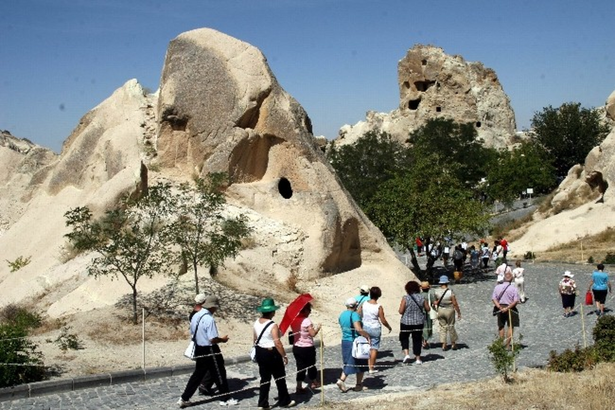 Kapadokya\'ya Turist Akını