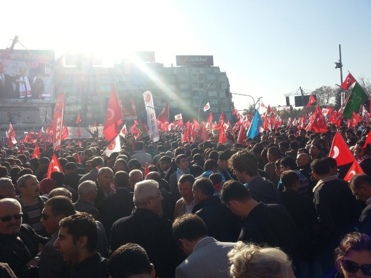 MHP Urla Örgütü "Türkiye Mitingi"Ne Katıldı
