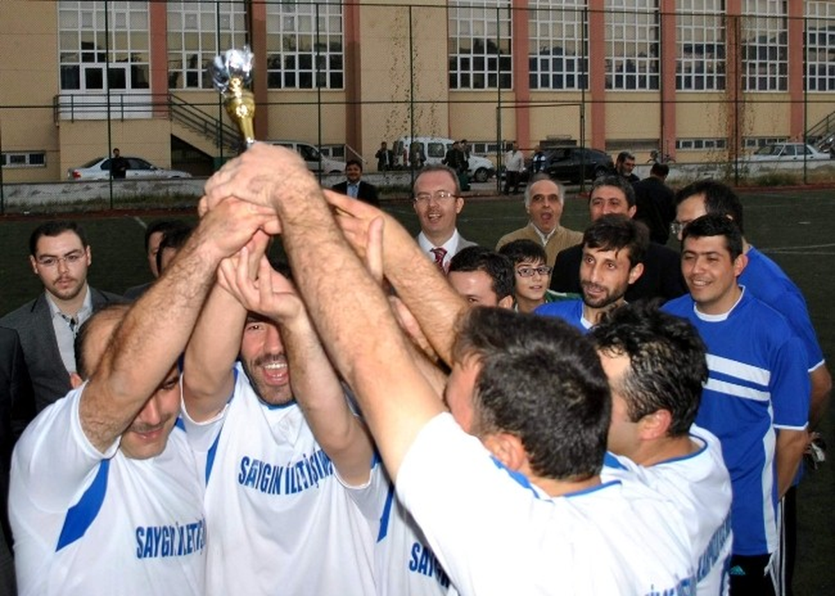 Müftülük Turnuvasında Kupa Nazilli\'nin Oldu