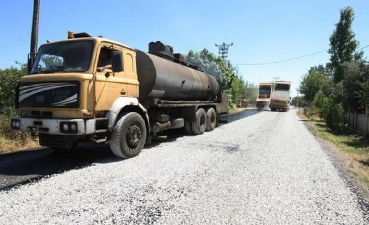 Muş\'ta Köy Yolları Asfaltlanıyor