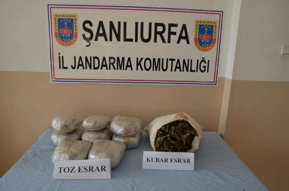 Şanlıurfa\'da 45 Kilo Esrara 4 Gözaltı