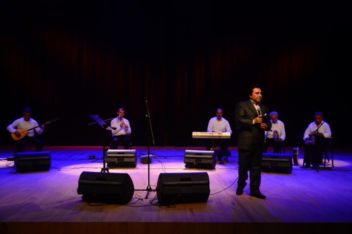 Seyfettin Tomakin\'den Unutulmaz Konser