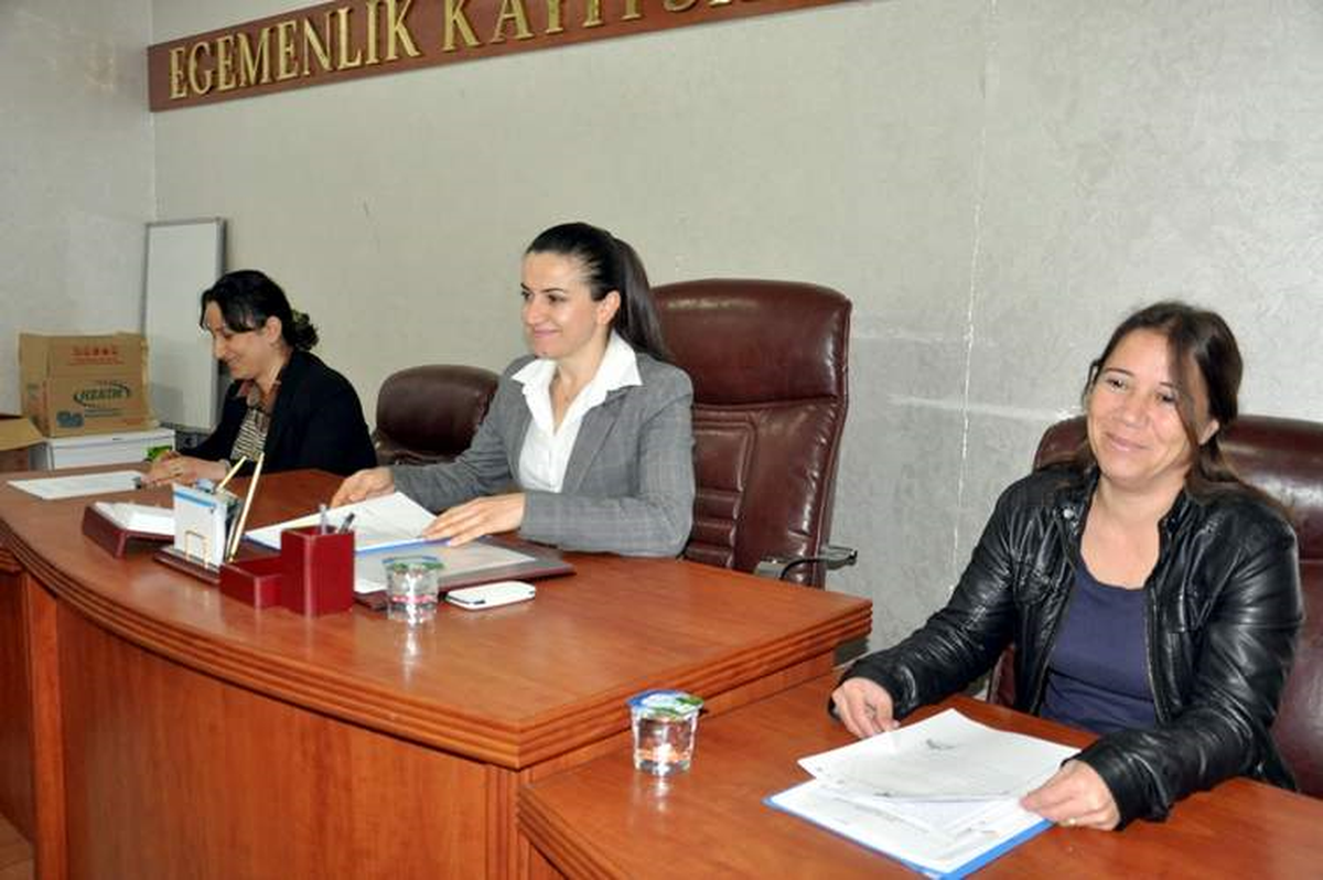 Siirt Belediye Meclisini Kadınlar Yönetti