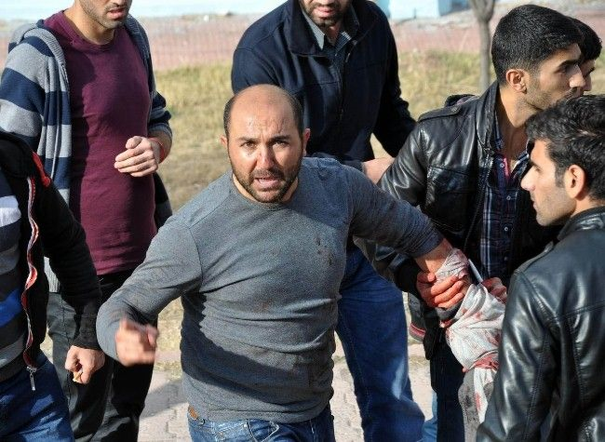 Sivas\'ta Karşıt Görüşlü 2 Grup Arasında Kavga Çıktı