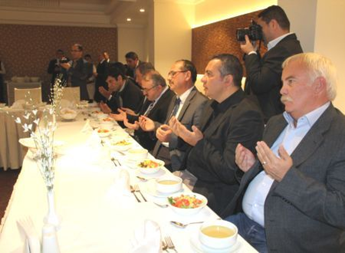 Afyonkarahisar\'da Muharrem İftarı