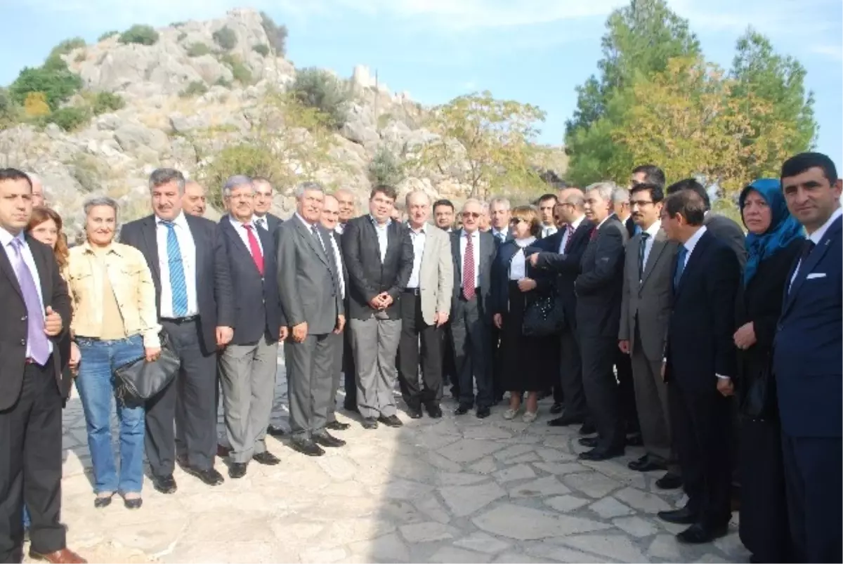 AK Parti Adana İl Başkanı Yağcı, Ceyhan Aday Adayları Bir Araya Geldi