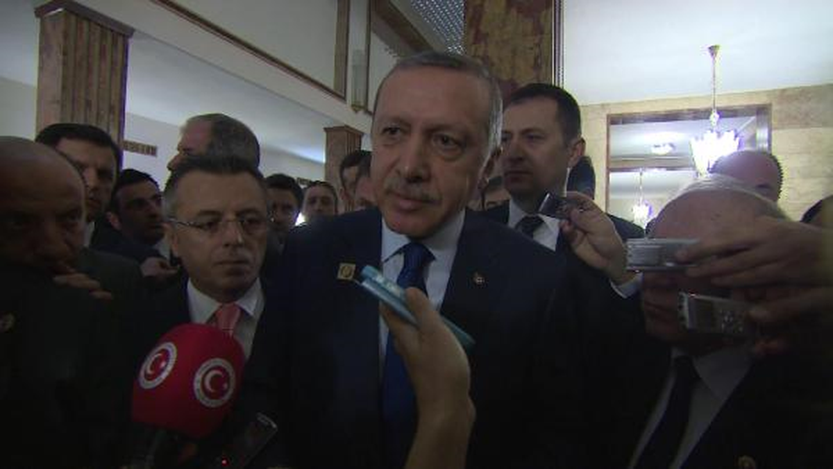 Başbakan Erdoğan : Provokatif Eylemlere de Biz Valilerimizi Kolay Kolay Yedirtmeyiz