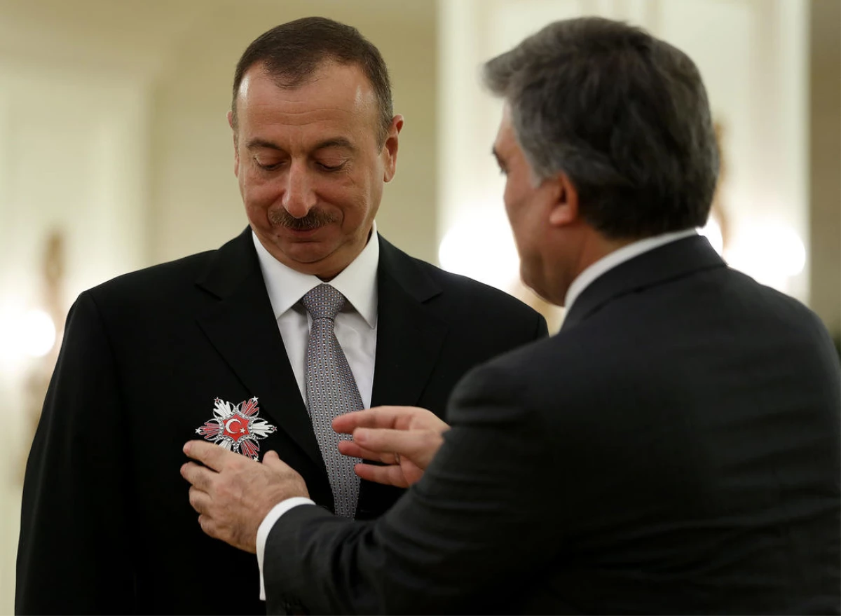 Aliyev\'e Türkiye\'nin En Yüksek Nişanı Verildi
