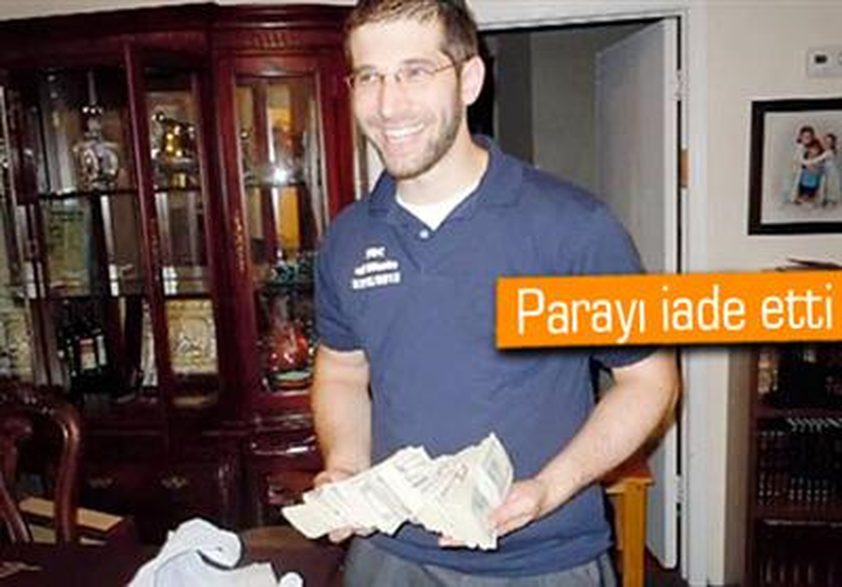 İnternetten Aldığı 2. El Masadan 98 Bin Dolar Çıktı