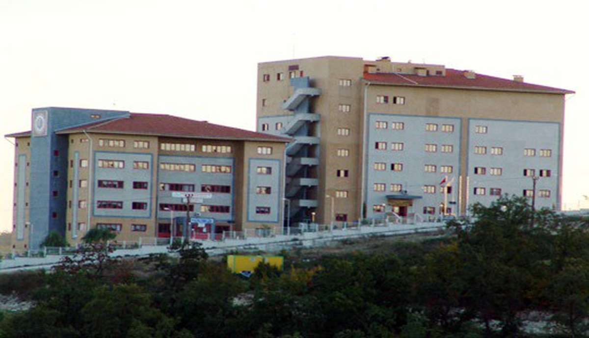 Kadın Doğum Hastanesinde Onarım Devam Ediyor