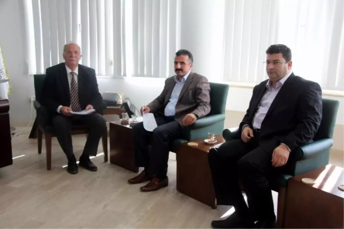 Kamu Hastaneler Birliği Genel Sekreteri Burhaniye\'de