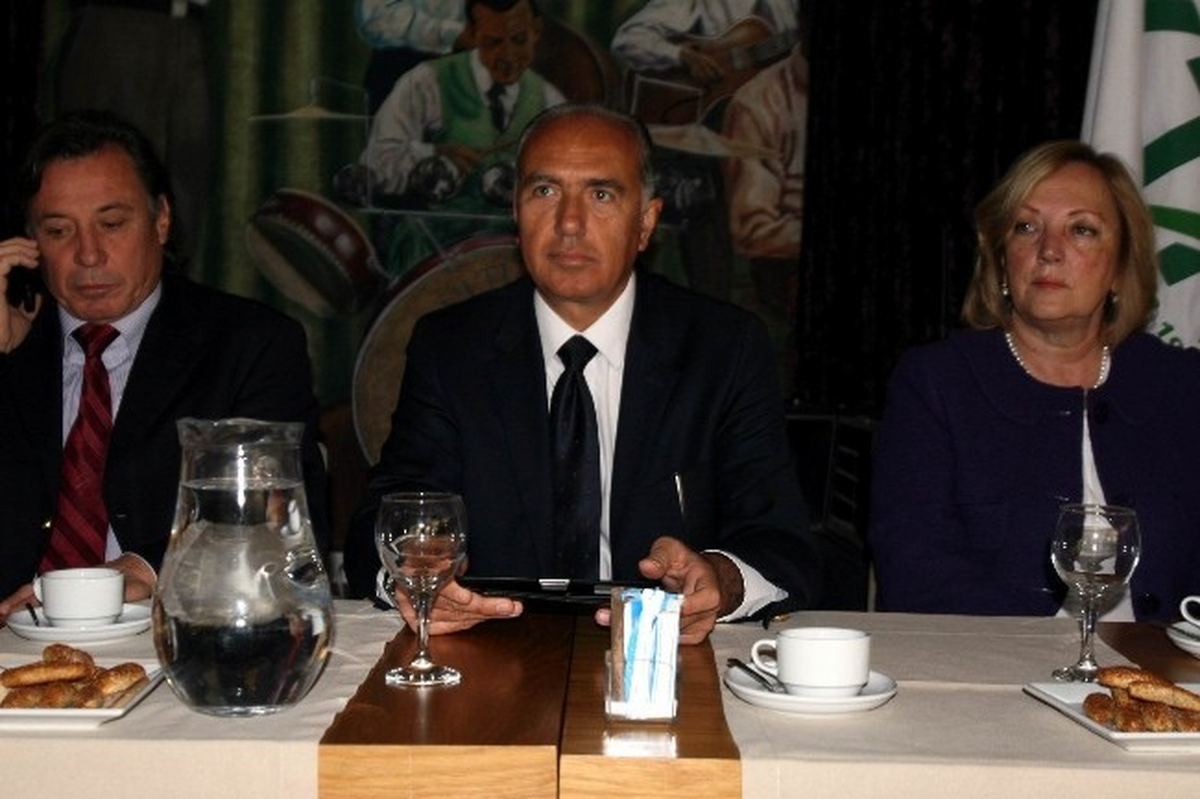 Kültürpark Tenis Kulübü\'nde Seçim Heyecanı