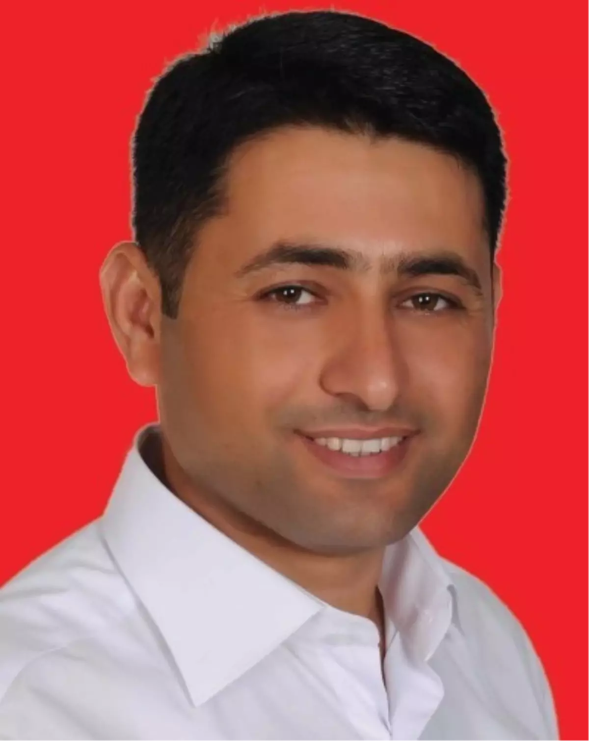 Menemen'de CHP'den Aday Olan Ömer Güney Lokma Dağıttı