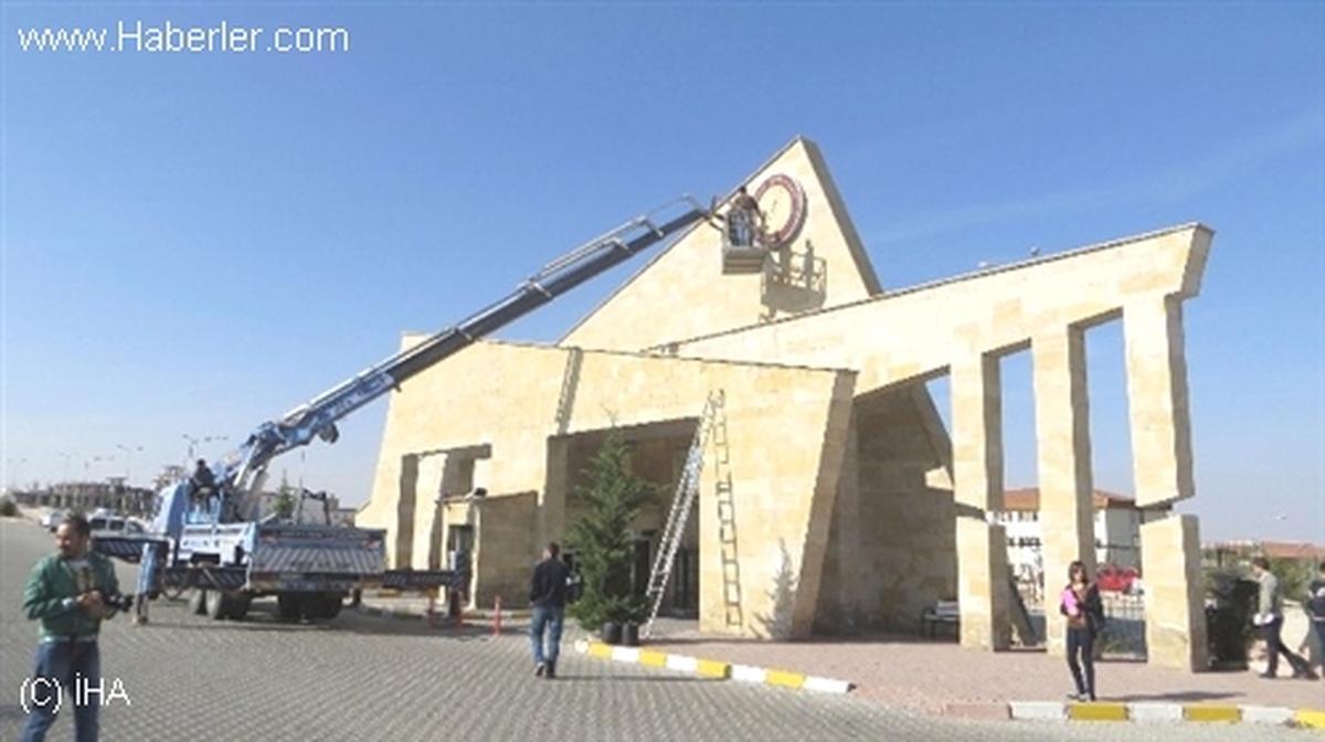 Neü\'deki İsim Değişikliği