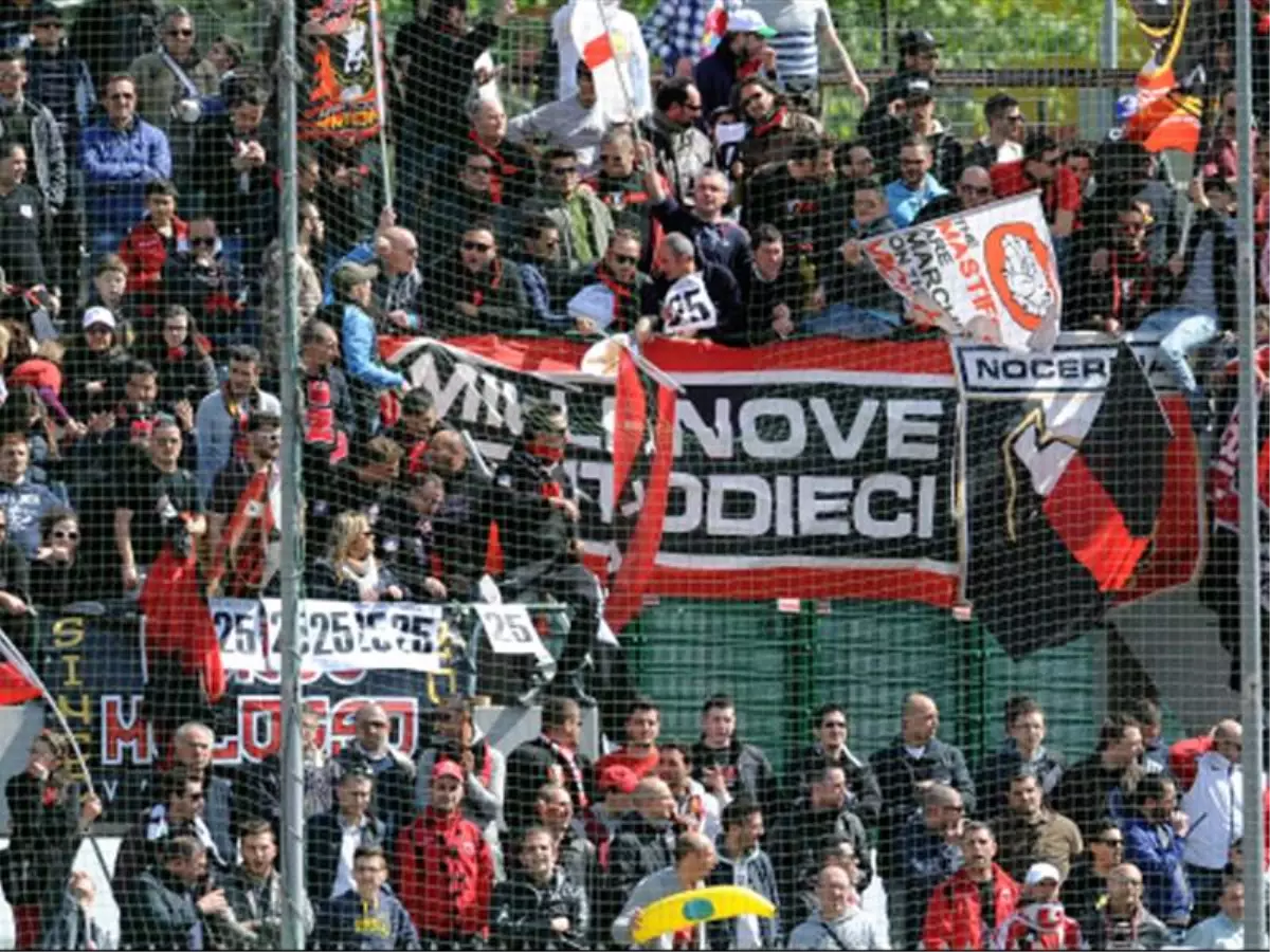 Salernitana - Nocerina Maçı Hafızalardan Silinmeyecek