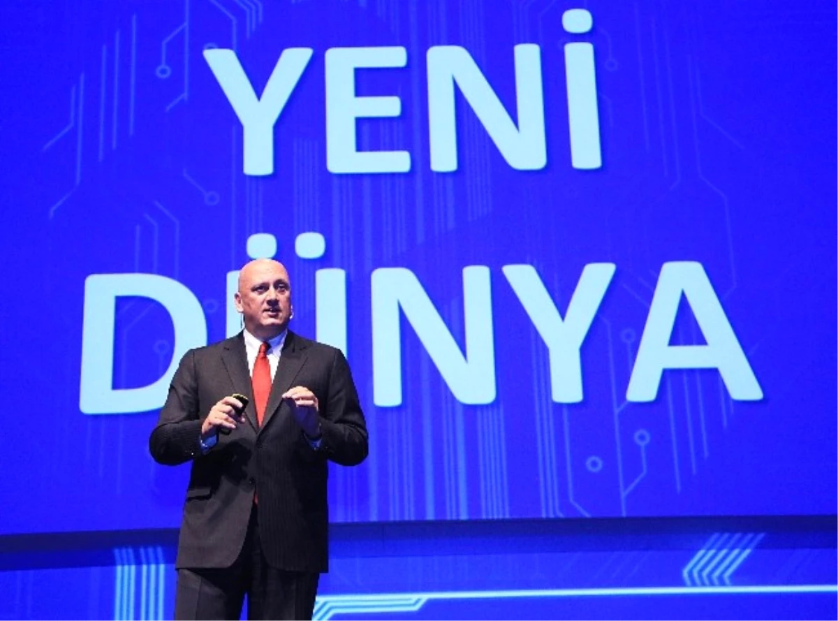 Turkcell Teknoloji Zirvesi İlk Gününde 5 Bin\'den Fazla Kişiyi Ağırladı