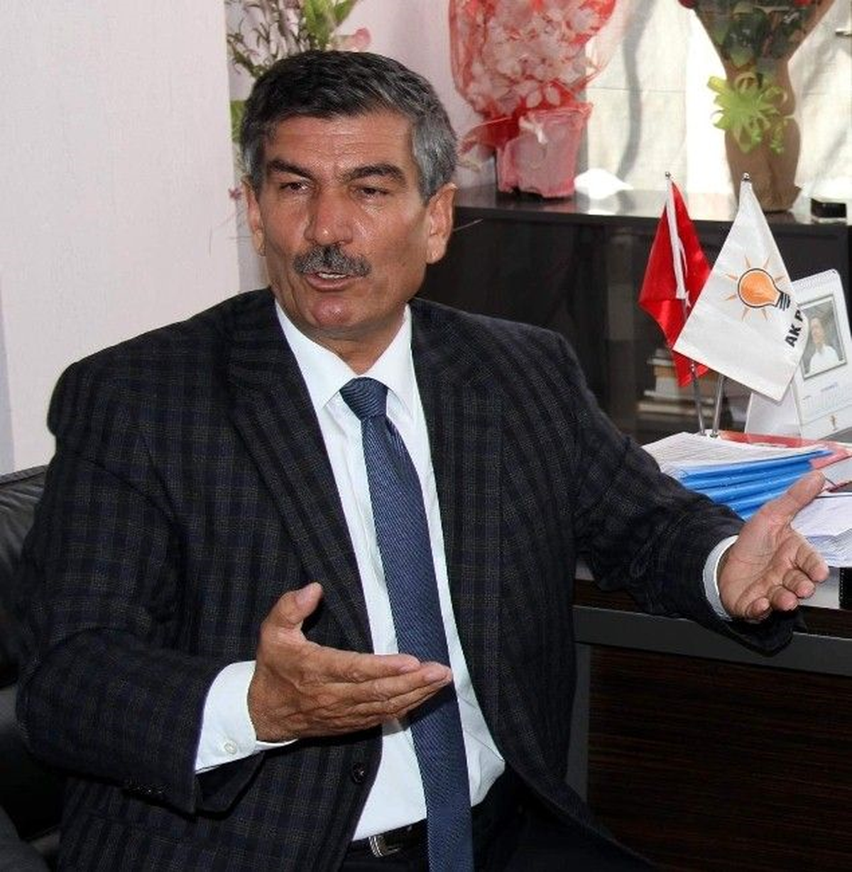 Yakup Akgül: "Van\'ı Kuzey Irak İçin Gözde Merkez Yapacağız"